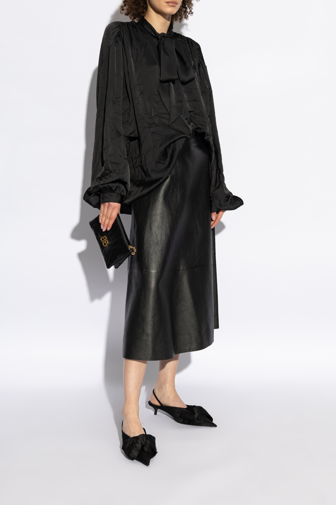 サンダル・ミュール BALENCIAGA BLACK SATIN KNIFE BOW MULES Balenciaga Knife Leather Bow Mule Pumps | Neiman Marcus